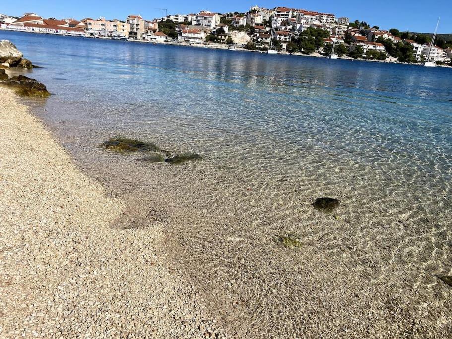 Beach & Old Town Rogoznica  Esterno foto